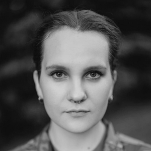 Dzvenyslava<br />Sira
