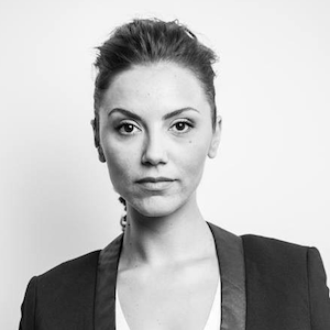 Laura<br />Mihăilă Laura<br />Mihăilă