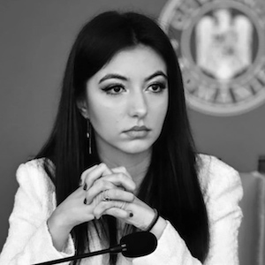Alexandra<br />Chivu